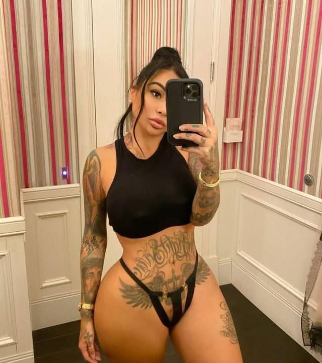 I’M AVAILABLE FOR ALL SERVICES - Image 2